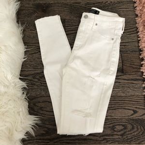 Never worn A&F Simone high rise jeans